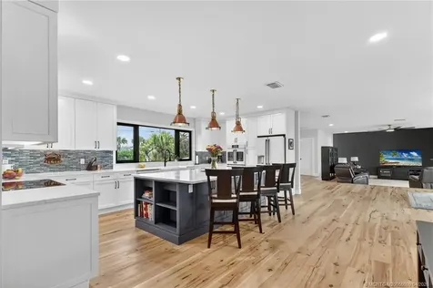 276 Bermuda Beach Drive Hutchinson Island FL 34949