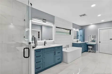 276 Bermuda Beach Drive Hutchinson Island FL 34949