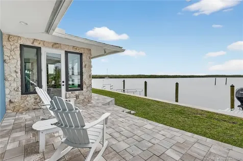 276 Bermuda Beach Drive Hutchinson Island FL 34949
