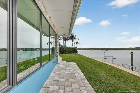 276 Bermuda Beach Drive Hutchinson Island FL 34949