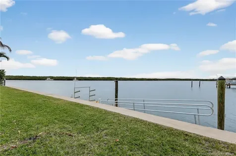 276 Bermuda Beach Drive Hutchinson Island FL 34949