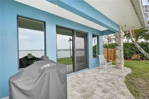 276 Bermuda Beach Drive Hutchinson Island FL 34949