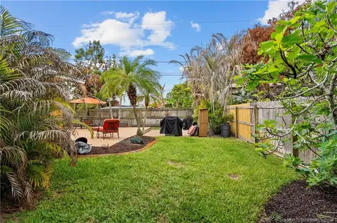 1226 SW Melrose Avenue Port St Lucie FL 34953