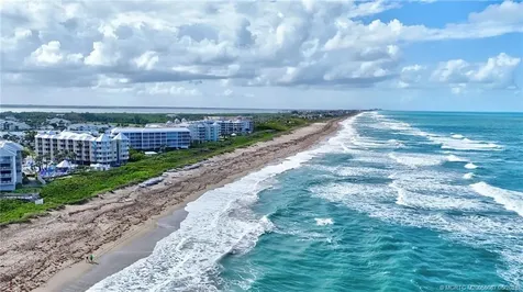 529 NE Plantation Road Stuart FL 34996