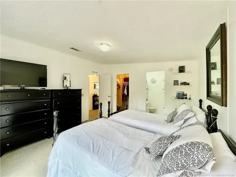16300 SW Indianwood Circle Indiantown FL 34956