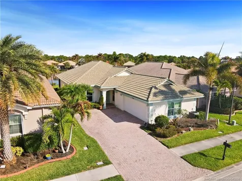 1661 NW Old Oak Terrace Jensen Beach FL 34957