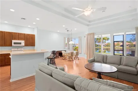 1661 NW Old Oak Terrace Jensen Beach FL 34957