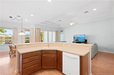 1661 NW Old Oak Terrace Jensen Beach FL 34957