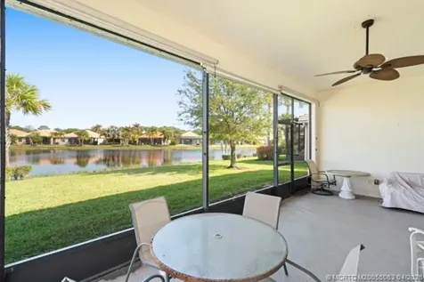 1661 NW Old Oak Terrace Jensen Beach FL 34957