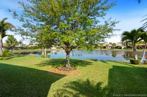 1661 NW Old Oak Terrace Jensen Beach FL 34957