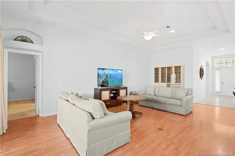 1661 NW Old Oak Terrace Jensen Beach FL 34957