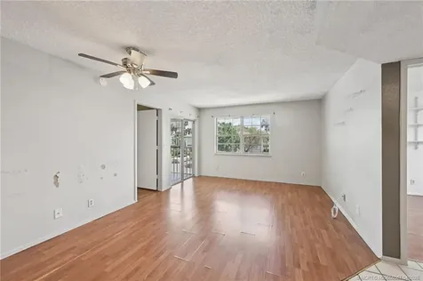1506 SE Royal Green Circle Port St Lucie FL 34952