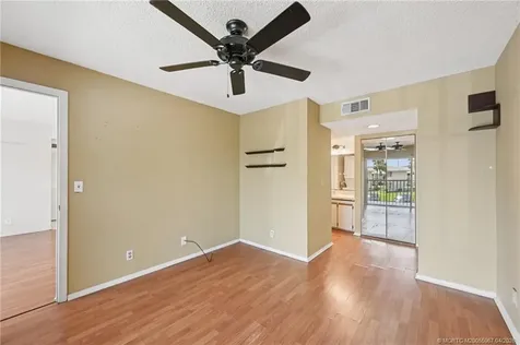 1506 SE Royal Green Circle Port St Lucie FL 34952
