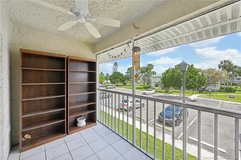 1506 SE Royal Green Circle Port St Lucie FL 34952