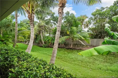 107 Pepper Lane Jensen Beach FL 34957