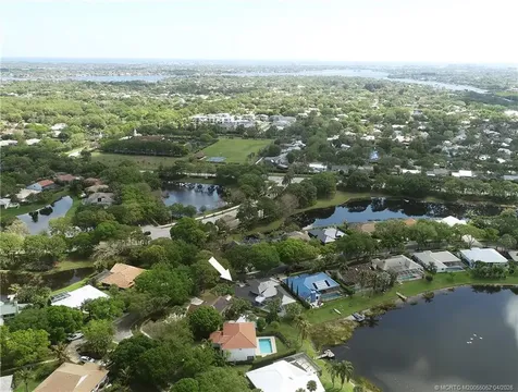 18421 Lake Bend Drive Jupiter FL 33458