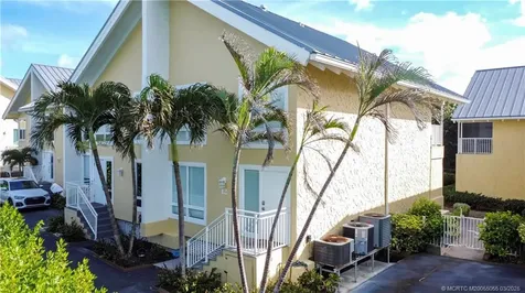 245 NE Macarthur Boulevard Stuart FL 34996