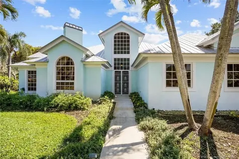 340 SE Saint Lucie Boulevard Stuart FL 34996