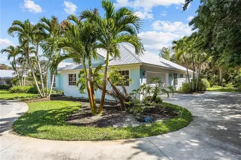 340 SE Saint Lucie Boulevard Stuart FL 34996