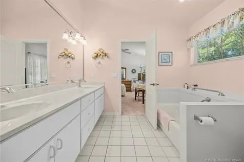 340 SE Saint Lucie Boulevard Stuart FL 34996