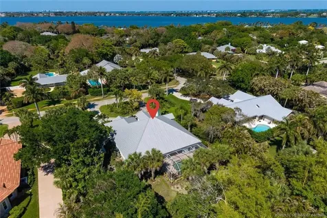 340 SE Saint Lucie Boulevard Stuart FL 34996