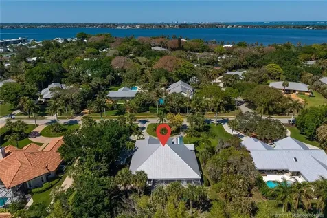 340 SE Saint Lucie Boulevard Stuart FL 34996
