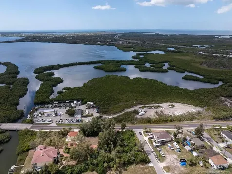 6817 Bayshore Road Palmetto FL 34221