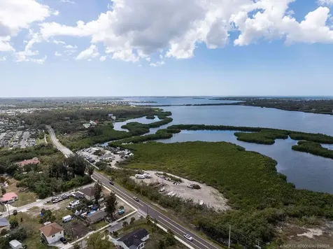 6817 Bayshore Road Palmetto FL 34221
