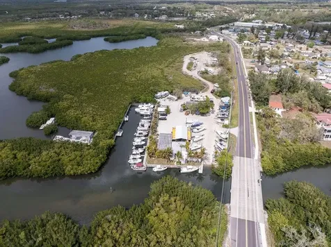 6817 Bayshore Road Palmetto FL 34221