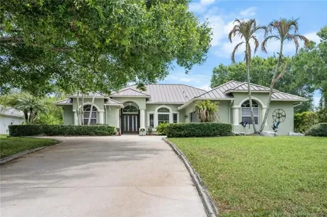 4850 SW Lake Grove Circle Palm City FL 34990