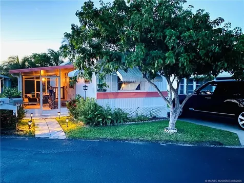 4736 NE Blue Heron Lane Jensen Beach FL 34957