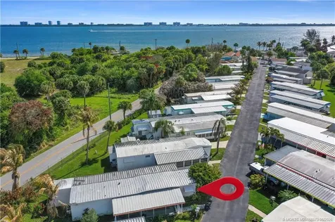4736 NE Blue Heron Lane Jensen Beach FL 34957