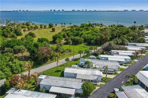 4736 NE Blue Heron Lane Jensen Beach FL 34957