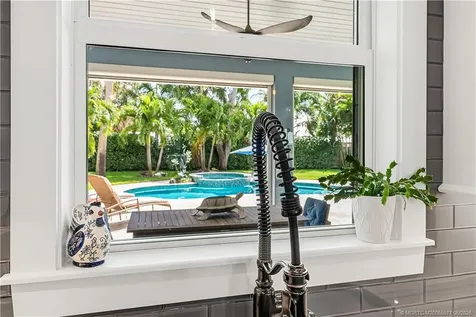 305 SE Flamingo Avenue Stuart FL 34996