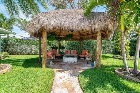 305 SE Flamingo Avenue Stuart FL 34996