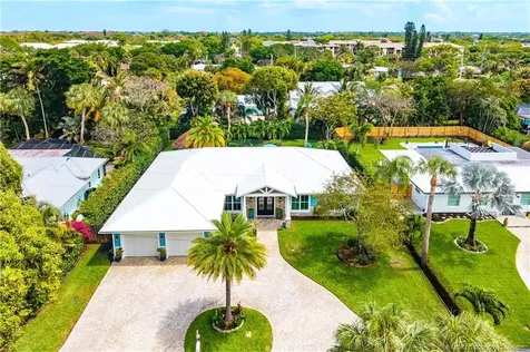 305 SE Flamingo Avenue Stuart FL 34996