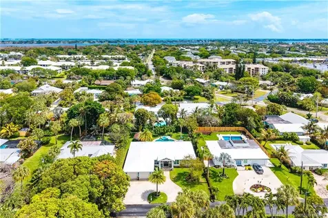 305 SE Flamingo Avenue Stuart FL 34996