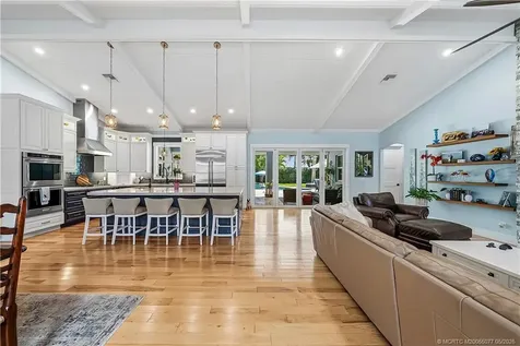 305 SE Flamingo Avenue Stuart FL 34996