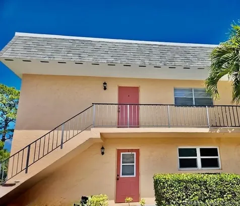 2950 SE Ocean Boulevard Stuart FL 34996