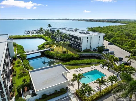 3792 NE Ocean Boulevard Jensen Beach FL 34957