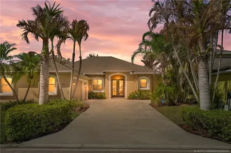 507 NW Sunflower Place Jensen Beach FL 34957