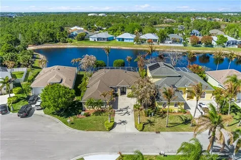 507 NW Sunflower Place Jensen Beach FL 34957