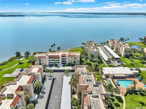 3472 NE Causeway Boulevard Jensen Beach FL 34957