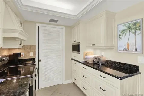 3472 NE Causeway Boulevard Jensen Beach FL 34957