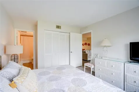 5553 NE Gulfstream Way Stuart FL 34996