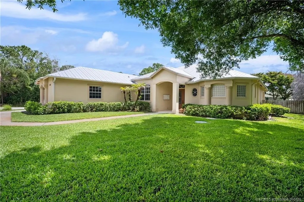 1106 SW Thoreau Court Palm City FL 34990