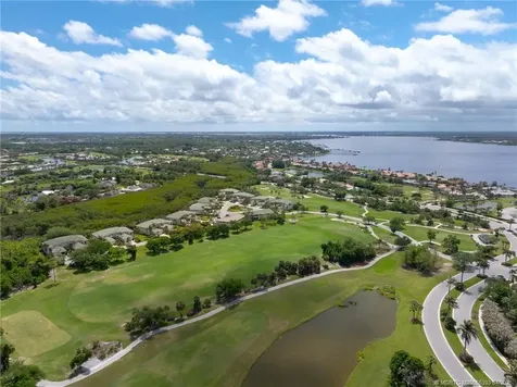 1527 SE Prestwick Lane Port St Lucie FL 34952
