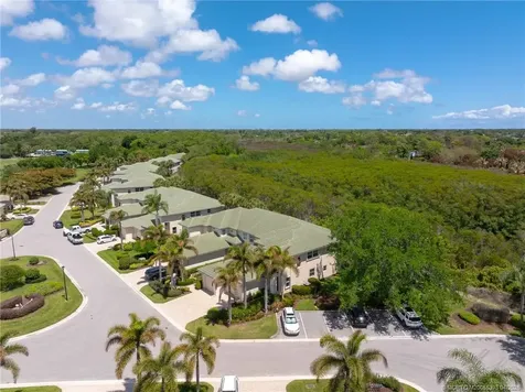 1527 SE Prestwick Lane Port St Lucie FL 34952