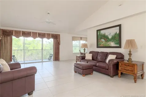 1527 SE Prestwick Lane Port St Lucie FL 34952