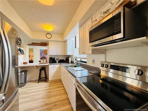 3432 NE Causeway Boulevard Jensen Beach FL 34957
